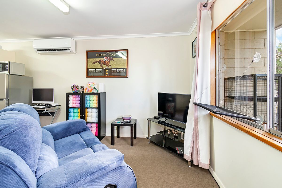 1-2/29 Byron Street, Hamilton VIC 3300, Image 1