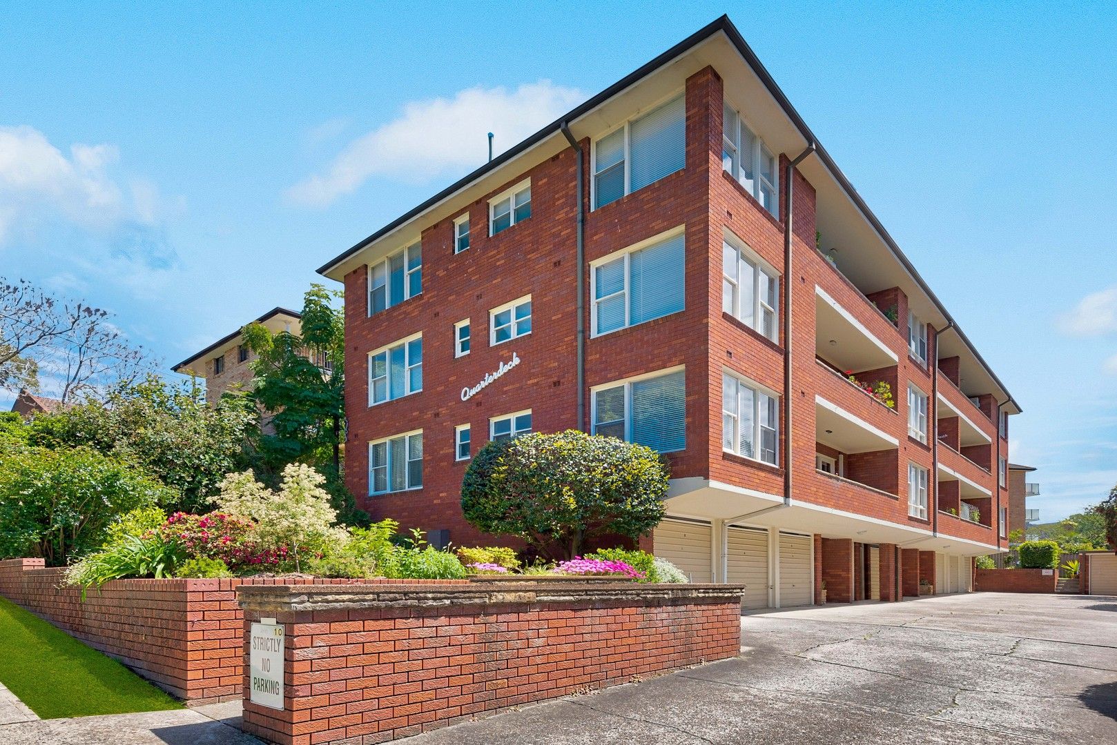 2 bedrooms Apartment / Unit / Flat in 6/10 Pittwater Road GLADESVILLE NSW, 2111