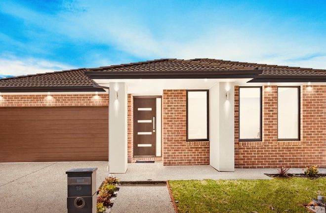 Picture of 19 Belleview Cres, BEVERIDGE VIC 3753