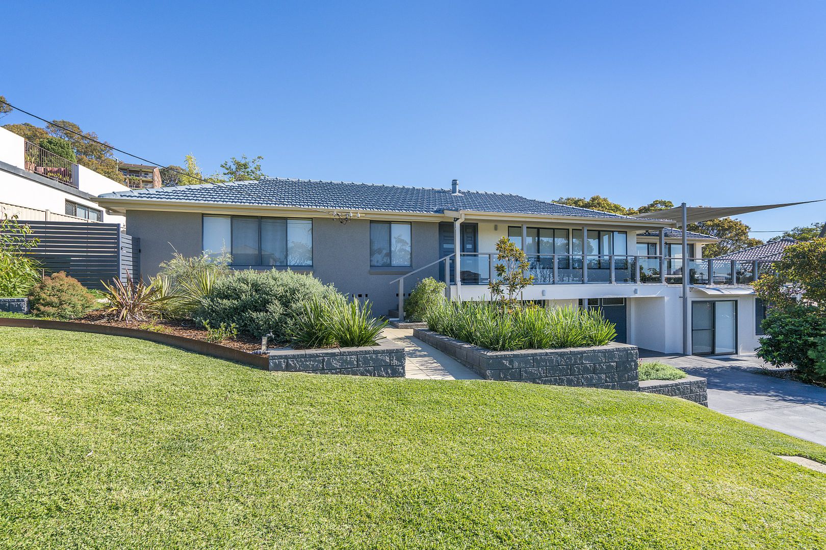 48 Park Avenue, Caves Beach Property History & Address Research Domain