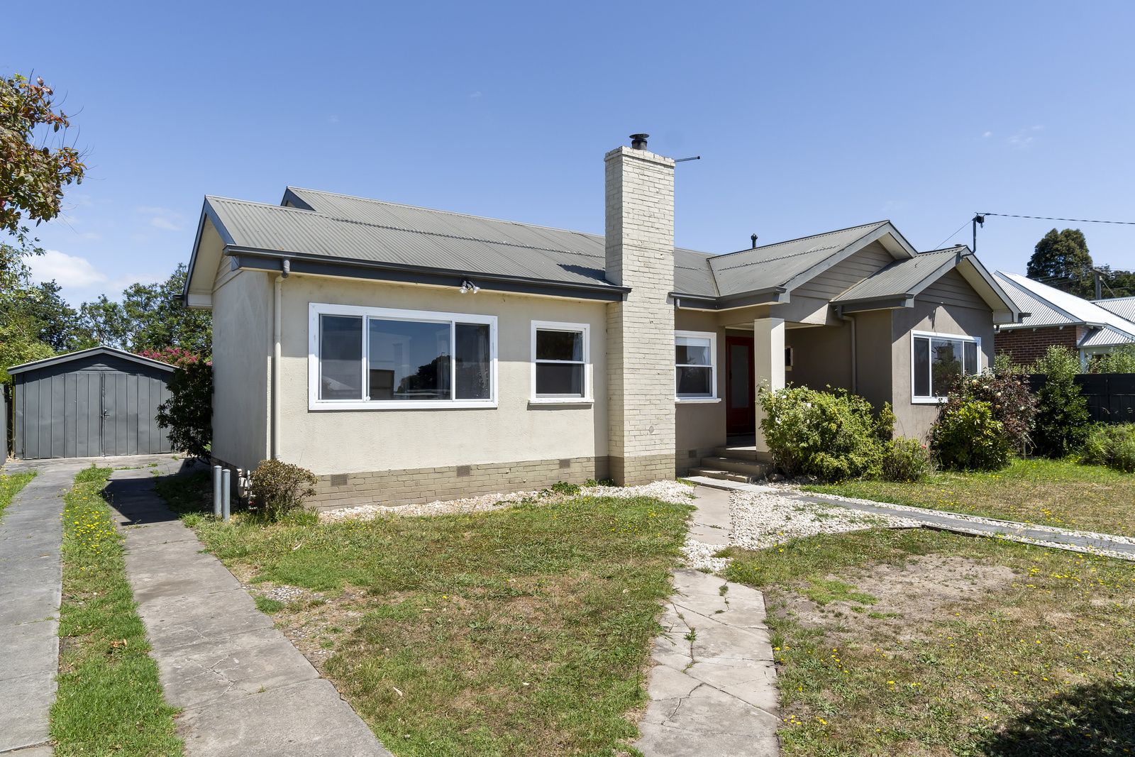 34 Moore Street, Colac VIC 3250
