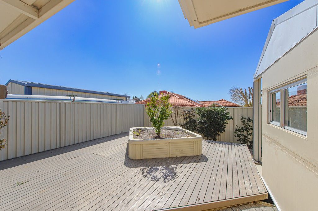 164 Waterhall Road, South Guildford WA 6055, Image 2