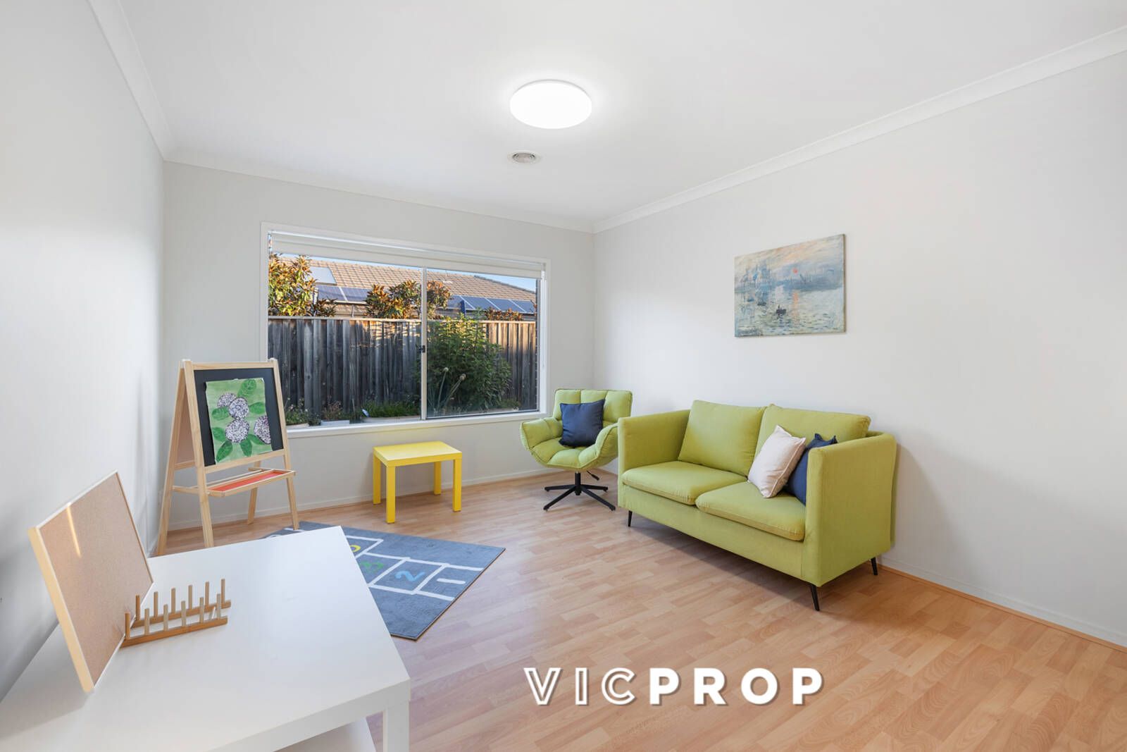 5 Lake Park Court, Werribee VIC 3030, Image 2