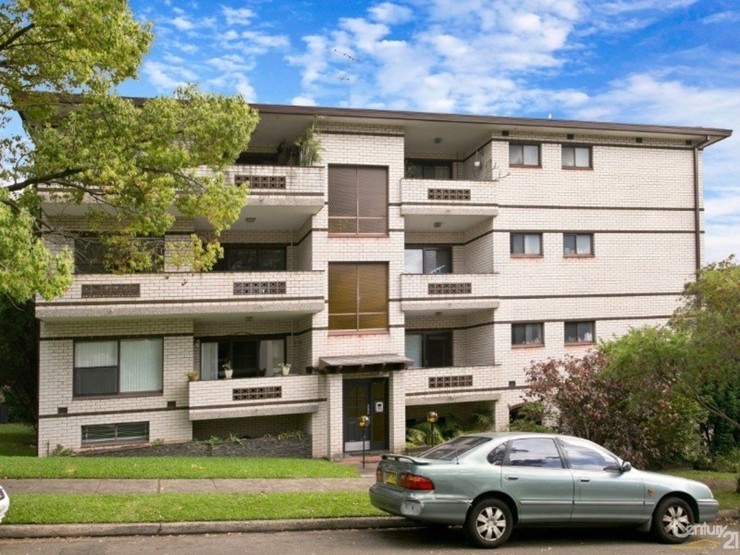 2 bedrooms Apartment / Unit / Flat in 2/9-11 Hamilton Street ALLAWAH NSW, 2218