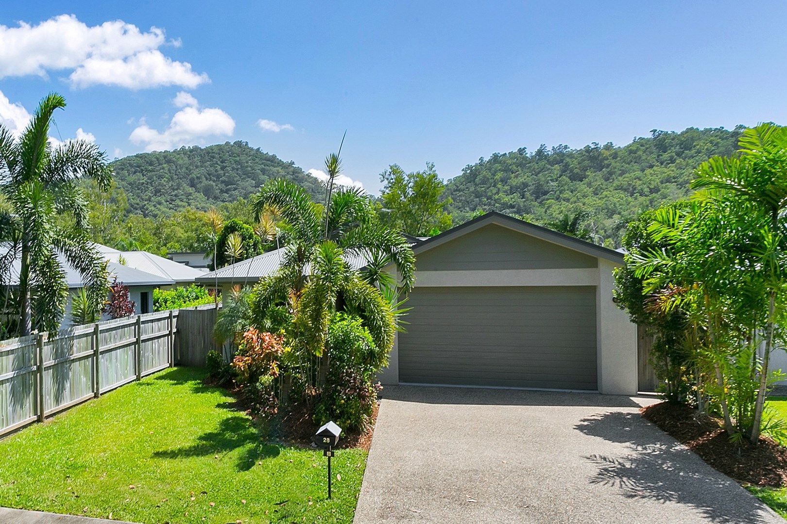 28 REED RD, Trinity Beach QLD 4879, Image 0