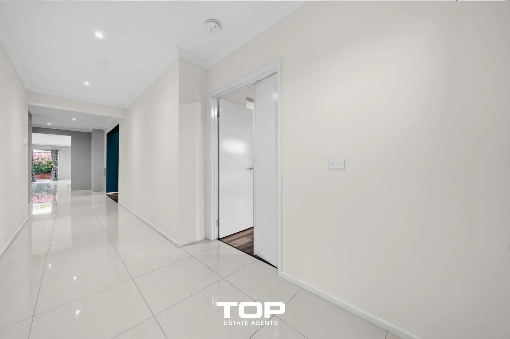 Additional image 4 of 92 Moxham Drive, Clyde North VIC 3978