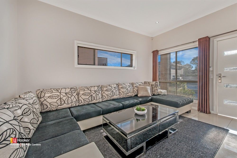 1/570 Sunnyholt Road, Stanhope Gardens NSW 2768, Image 1