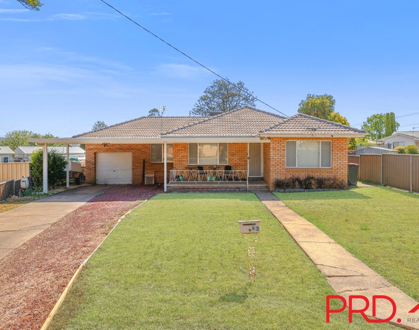 43 Arinya Street, South Tamworth NSW 2340