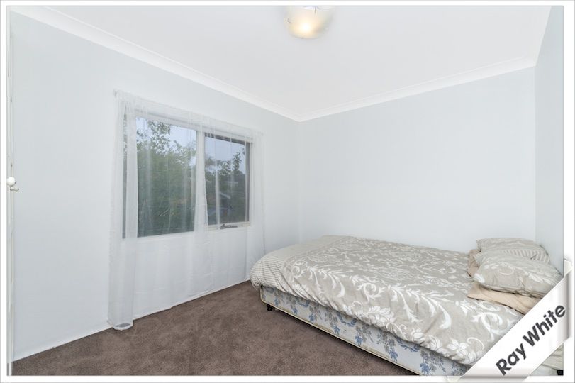 4/4 Fairmount Crescent, Karabar NSW 2620, Image 2