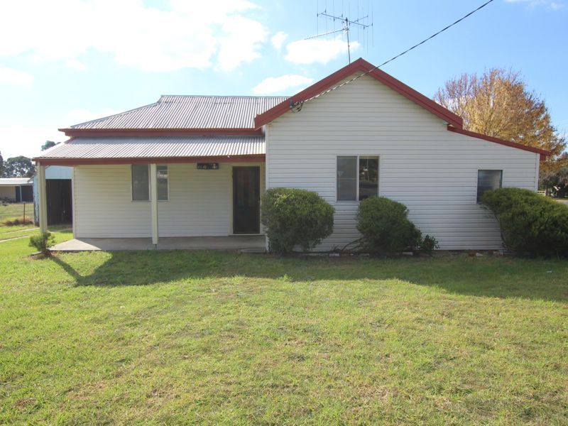 35 Brial Street, Boorowa NSW 2586, Image 0