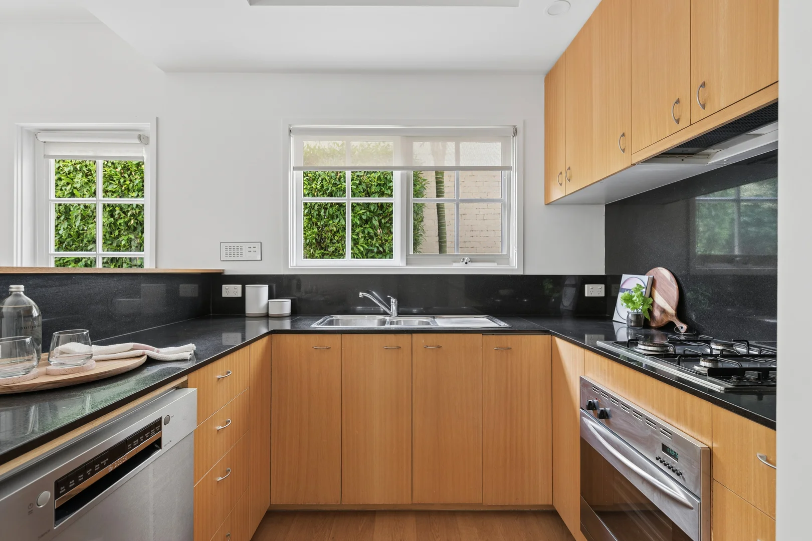 Additional image 4 of 2A Narong Road, Caulfield North VIC 3161