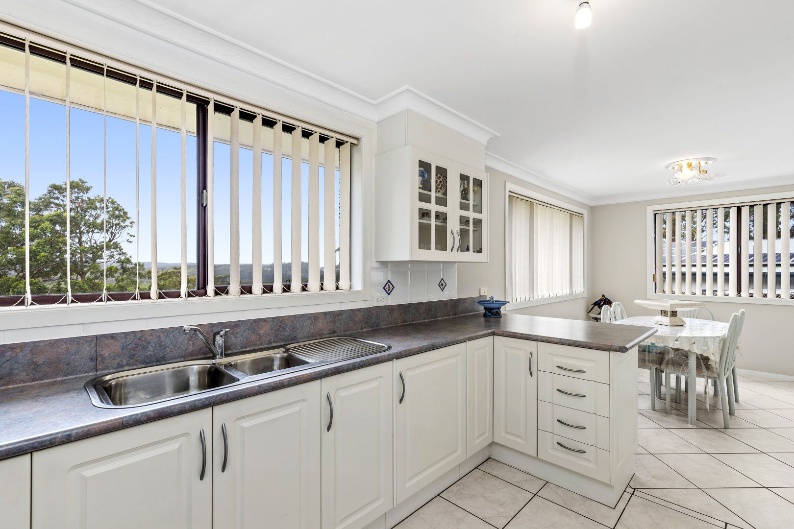 74 Berrima Parade, Surfside NSW 2536, Image 2