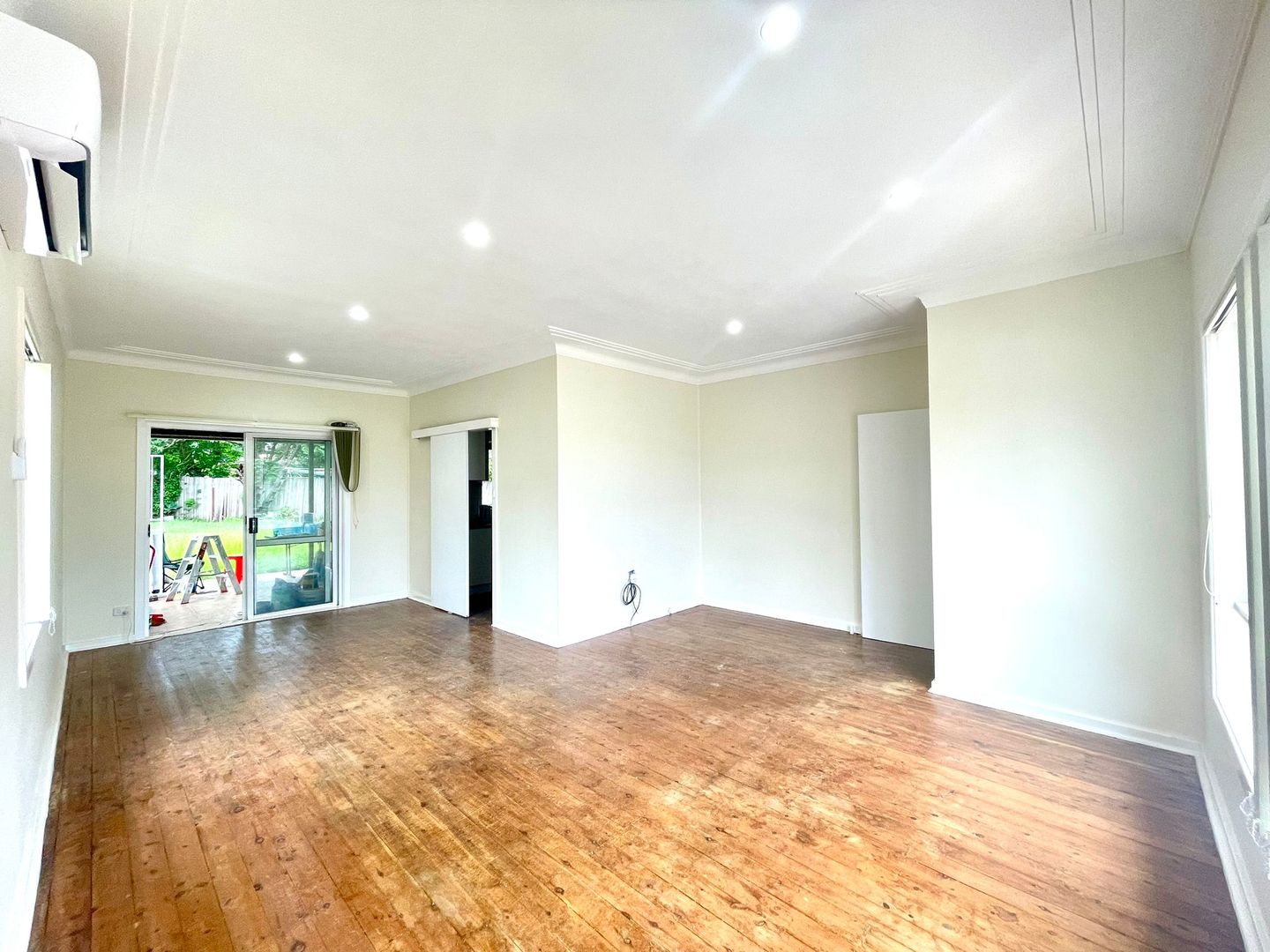 7 Glenavon Avenue, Beverly Hills NSW 2209 House For Rent 900 Domain