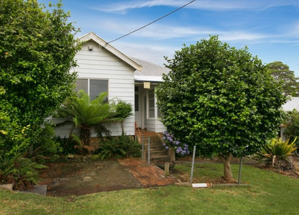 16 Mount Gilead Road, Thirroul NSW 2515