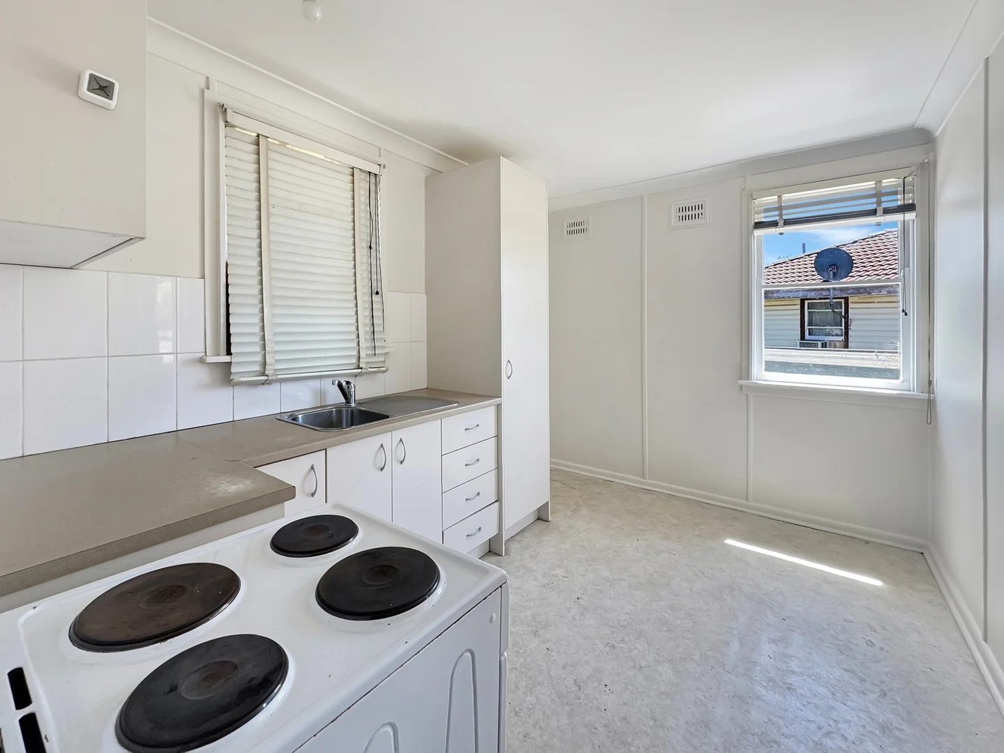 Additional image 3 of 1 Elonera Place, Orange NSW 2800