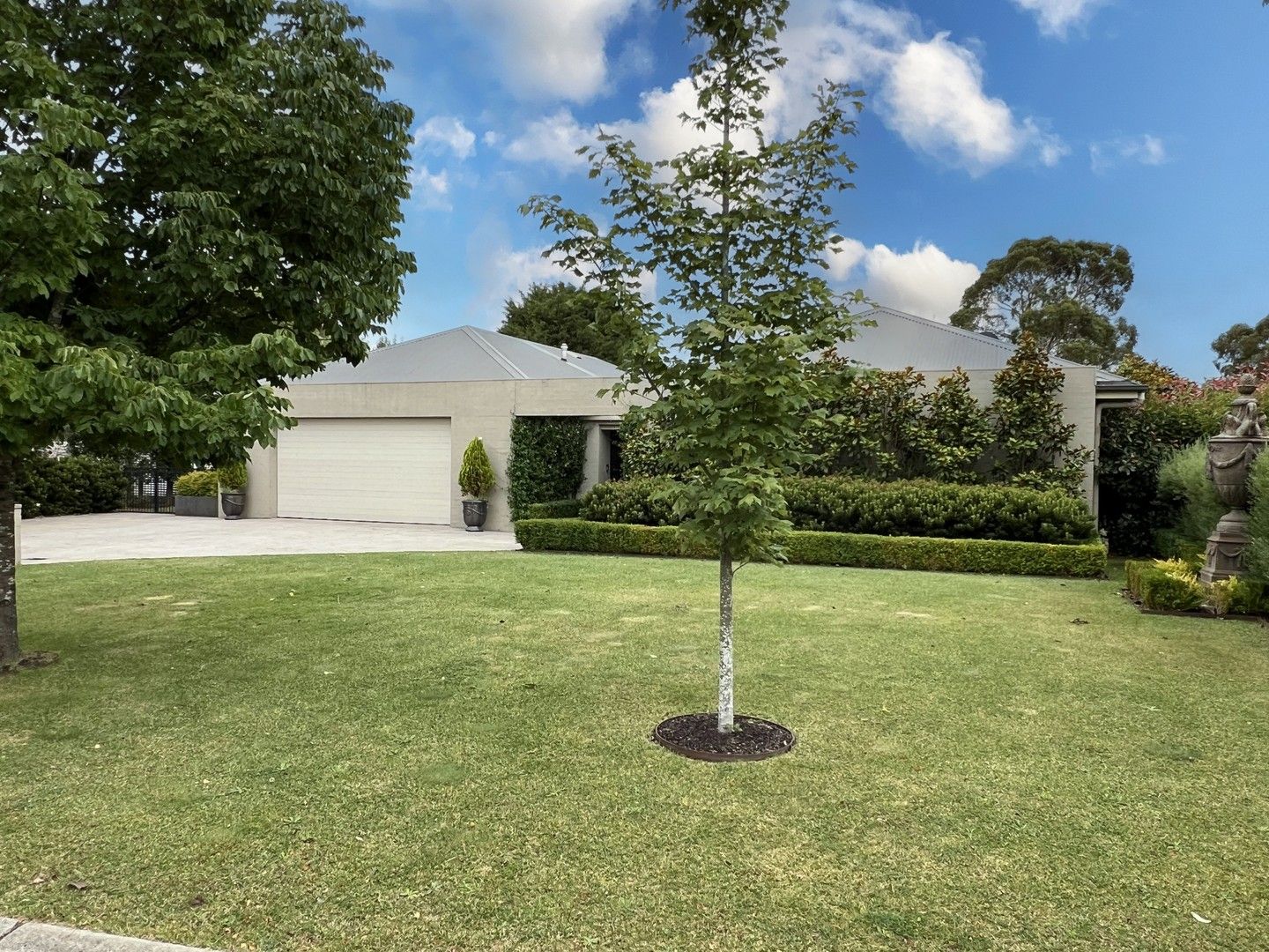 5 Nutfield Close, Woodend VIC 3442, Image 0