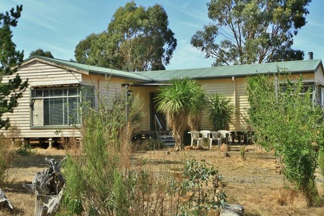 Picture of 870 Derrinal-Crosbie Road, LADYS PASS VIC 3523