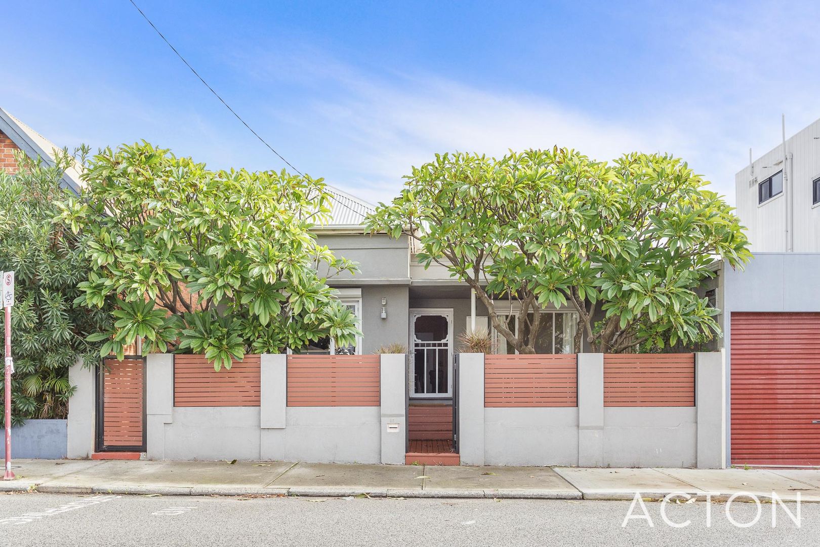 Perth Wa 6000 3 Beds House For Sale Under Offer By Carlos Lehn 2016578712 Domain