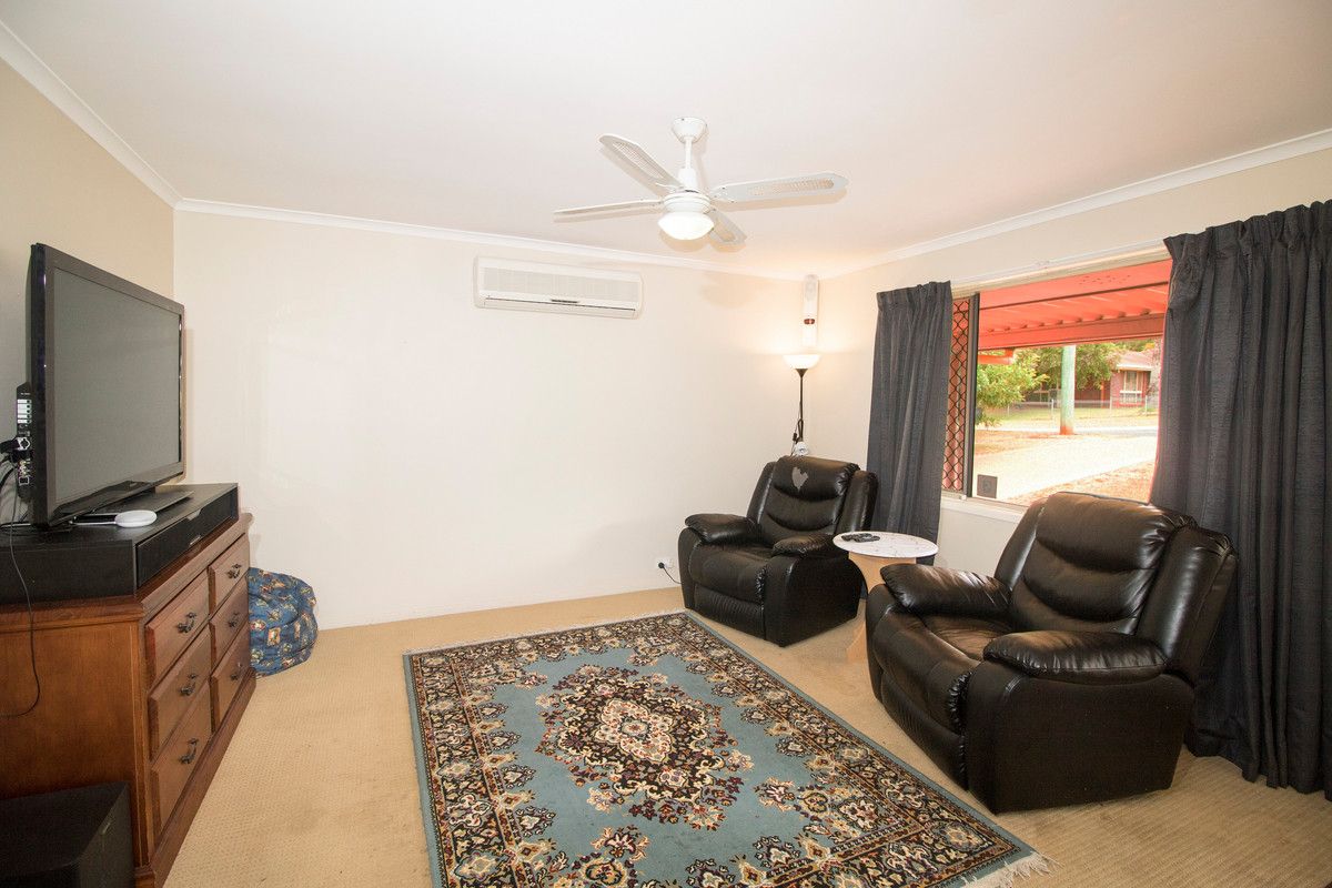 16 Port Street, Wilsonton Heights QLD 4350, Image 2