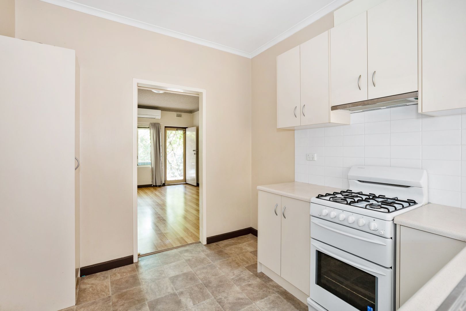 Unit 1/4-6 Wakefield Street, Kent Town SA 5067, Image 2