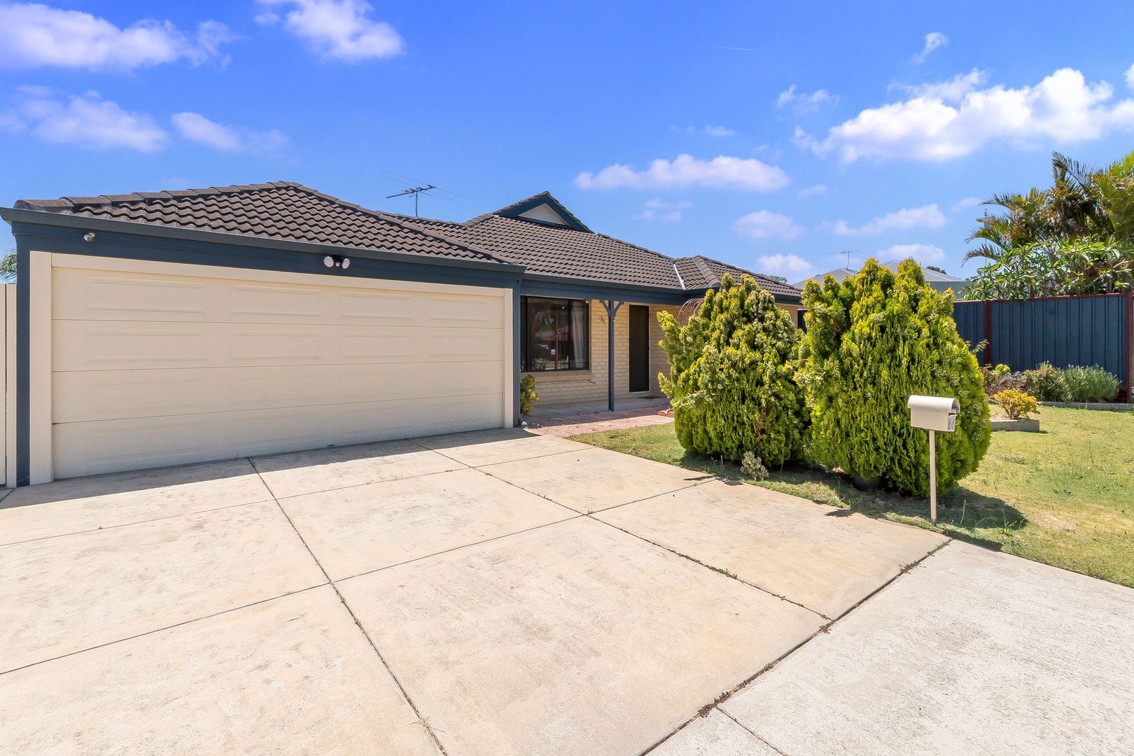 55 Seville Drive, Seville Grove WA 6112, Image 1