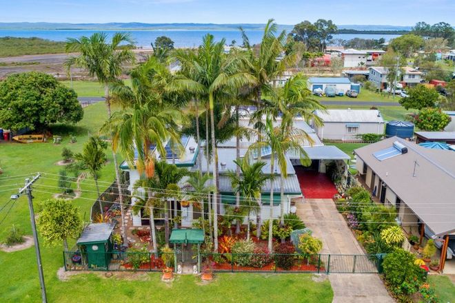 Picture of 21 First Avenue, MAAROOM QLD 4650