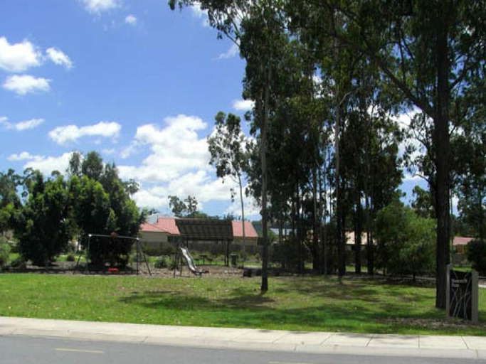 2 Emma Place, Springfield Lakes QLD 4300, Image 2