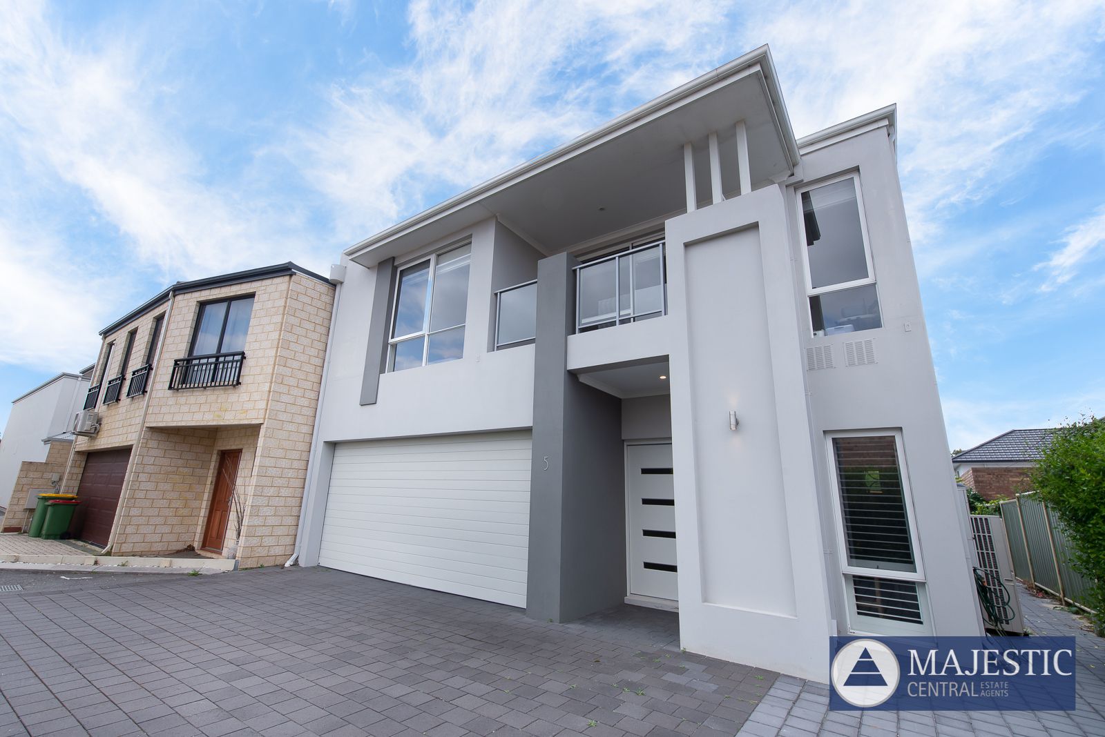 4 bedrooms House in 5/70 Gairloch Street APPLECROSS WA, 6153