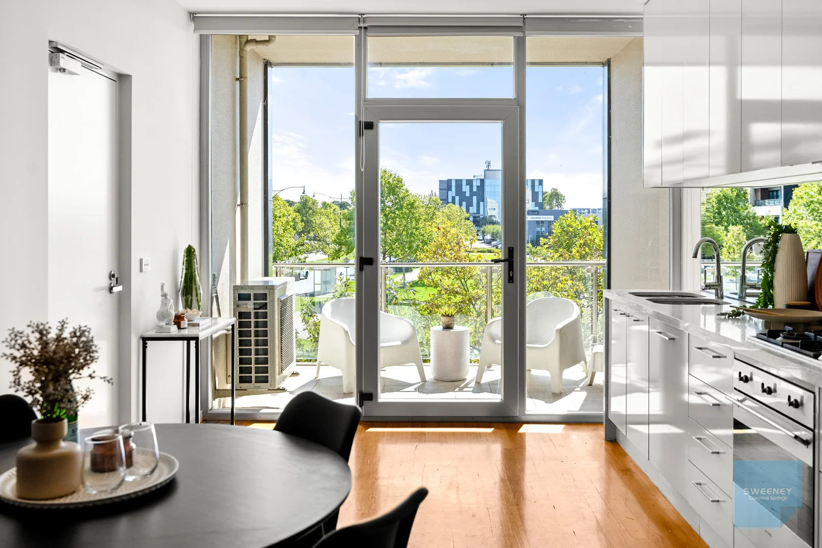 Additional image 2 of 8/2 The Esplanade, Caroline Springs VIC 3023