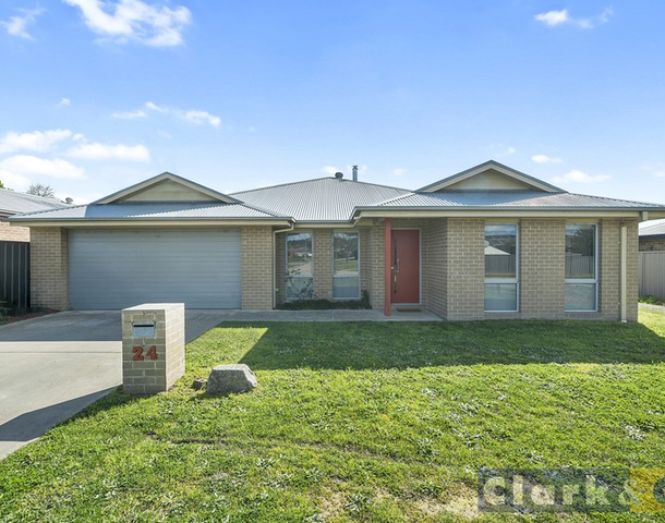 24 Bellview Court, Mansfield VIC 3722