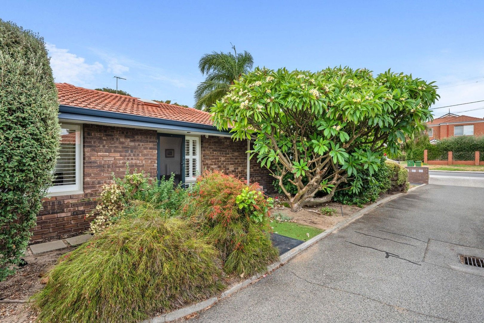 16/15 Point Walter Road, Bicton WA 6157, Image 1