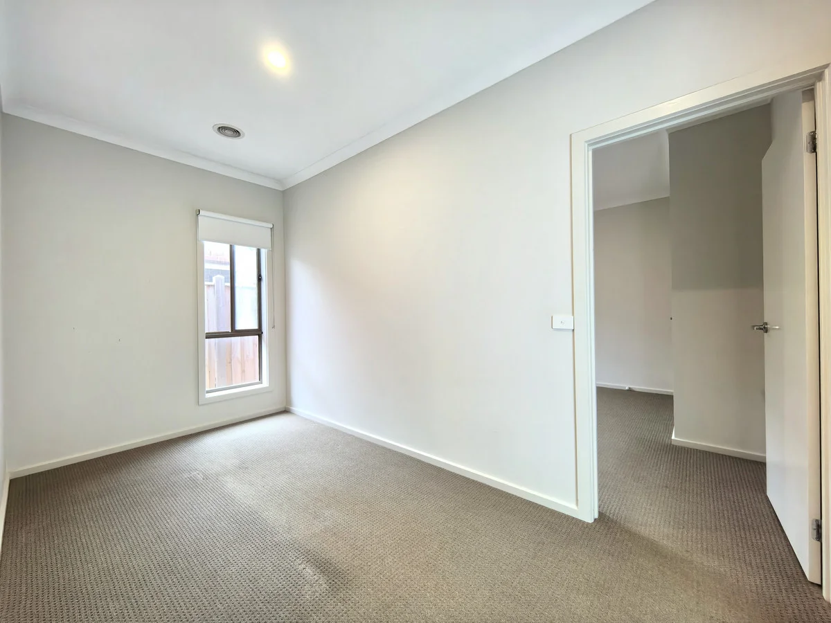 Additional image 13 of 102 Evesham Drive, Point Cook VIC 3030