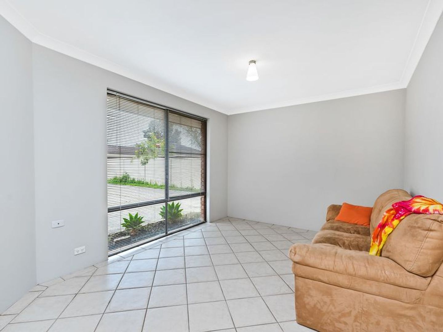 10B Jewel Court, Langford WA 6147, Image 2