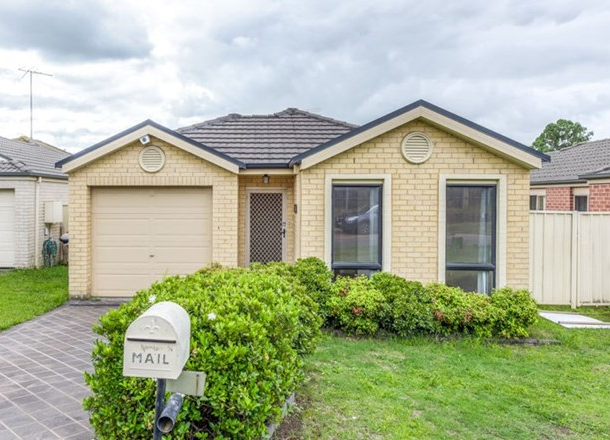 34 Ager Cottage Crescent, Blair Athol NSW 2560