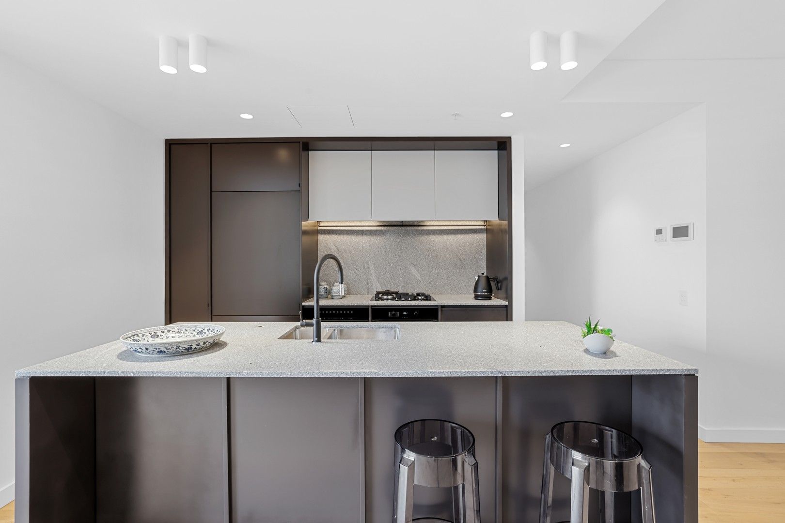 2 bedrooms Apartment / Unit / Flat in 707/87 Oxford Street BONDI JUNCTION NSW, 2022