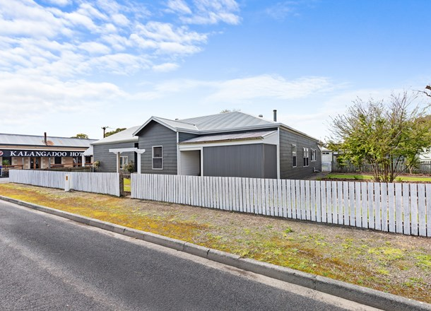 9 John Street, Kalangadoo SA 5278