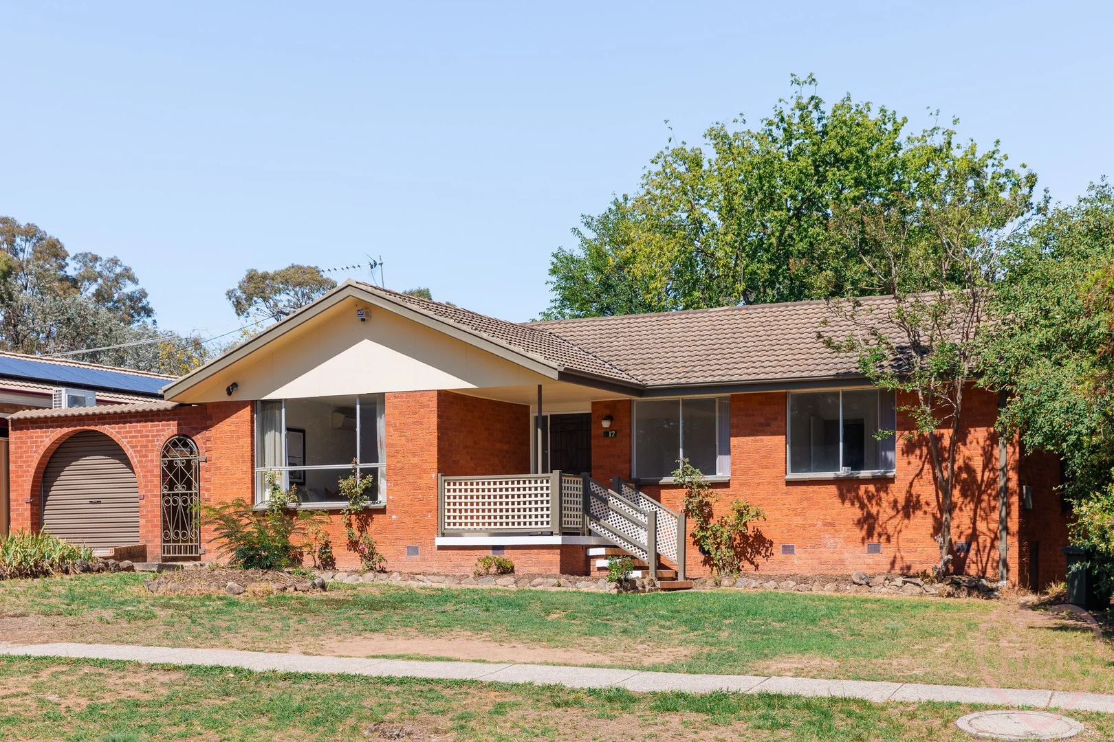 17 Ross Smith Crescent, Scullin ACT 2614