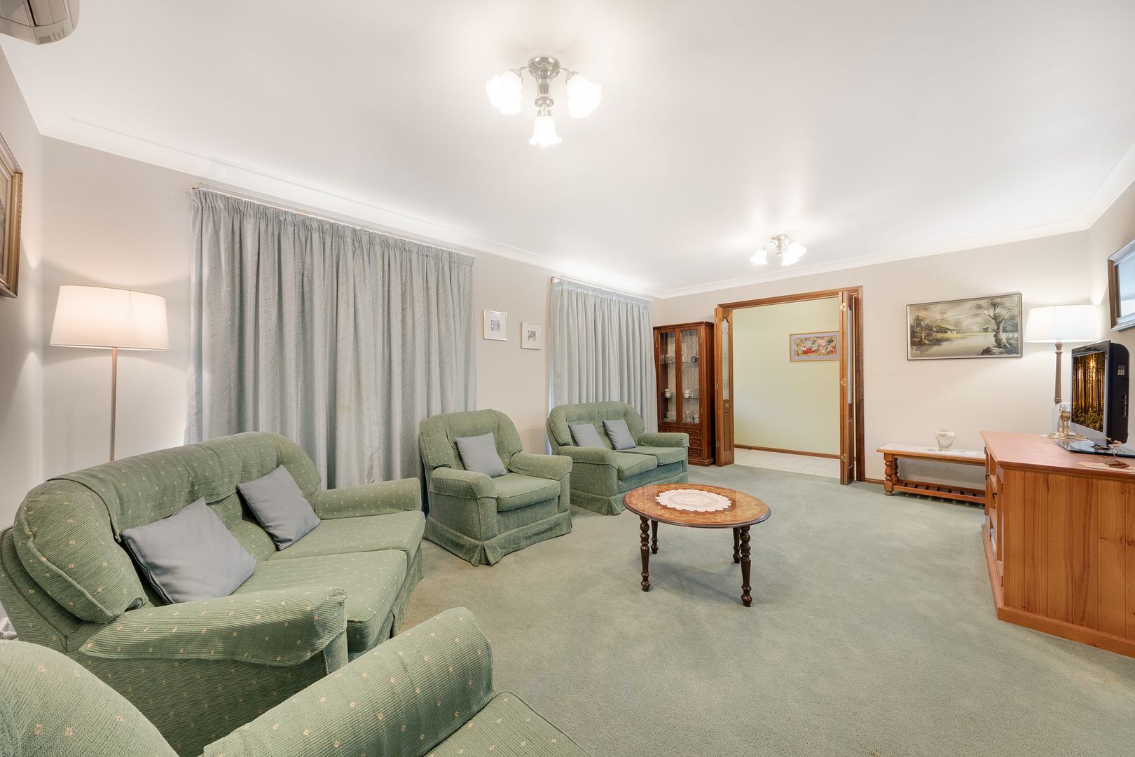 1 Browns Road, The Oaks NSW 2570, Image 1