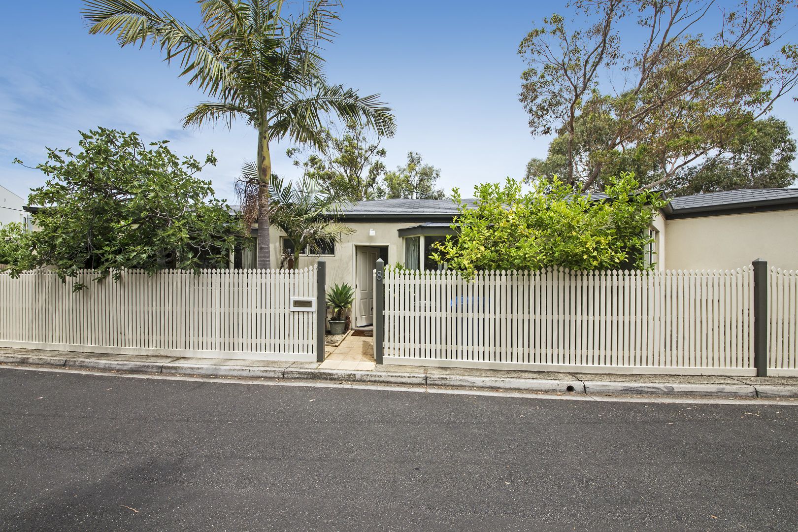 8 Bonanza Lane, Beaumaris VIC 3193 House For Rent 750 Domain