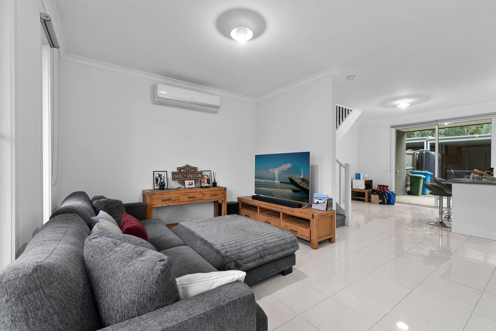 11 Pebblebeach Path, Cranbourne VIC 3977, Image 2