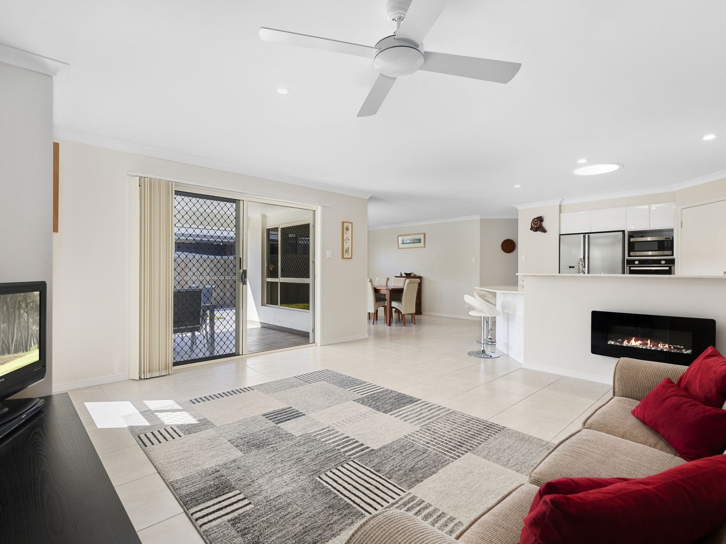 22 Bedford Cct, Coes Creek QLD 4560, Image 1