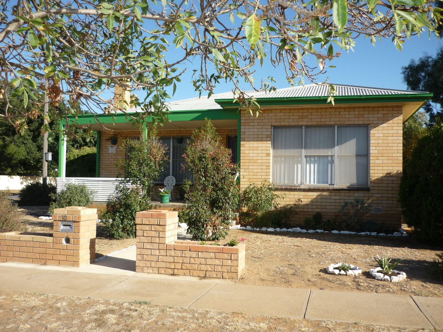 10 Armstrong Street, Charlton VIC 3525, Image 1