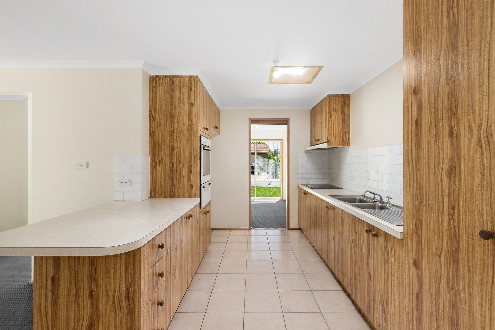 2 Stace Place, Gordon ACT 2906, Image 0