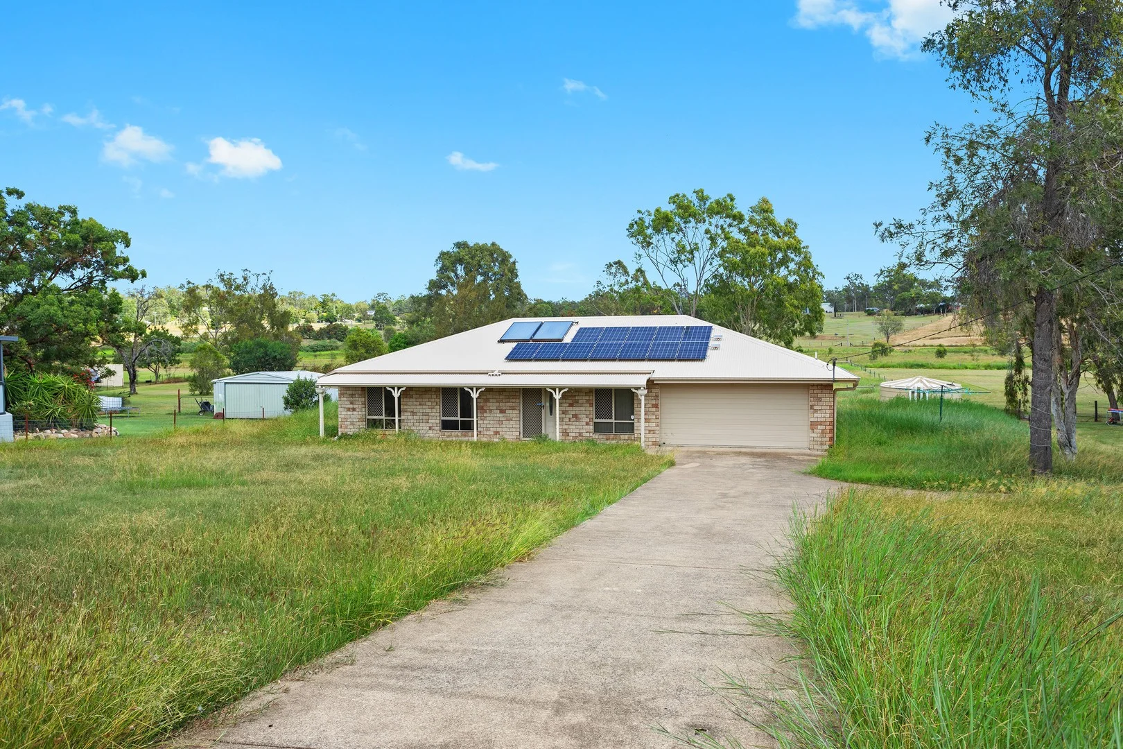 20 Hewett Drive, Regency Downs QLD 4341