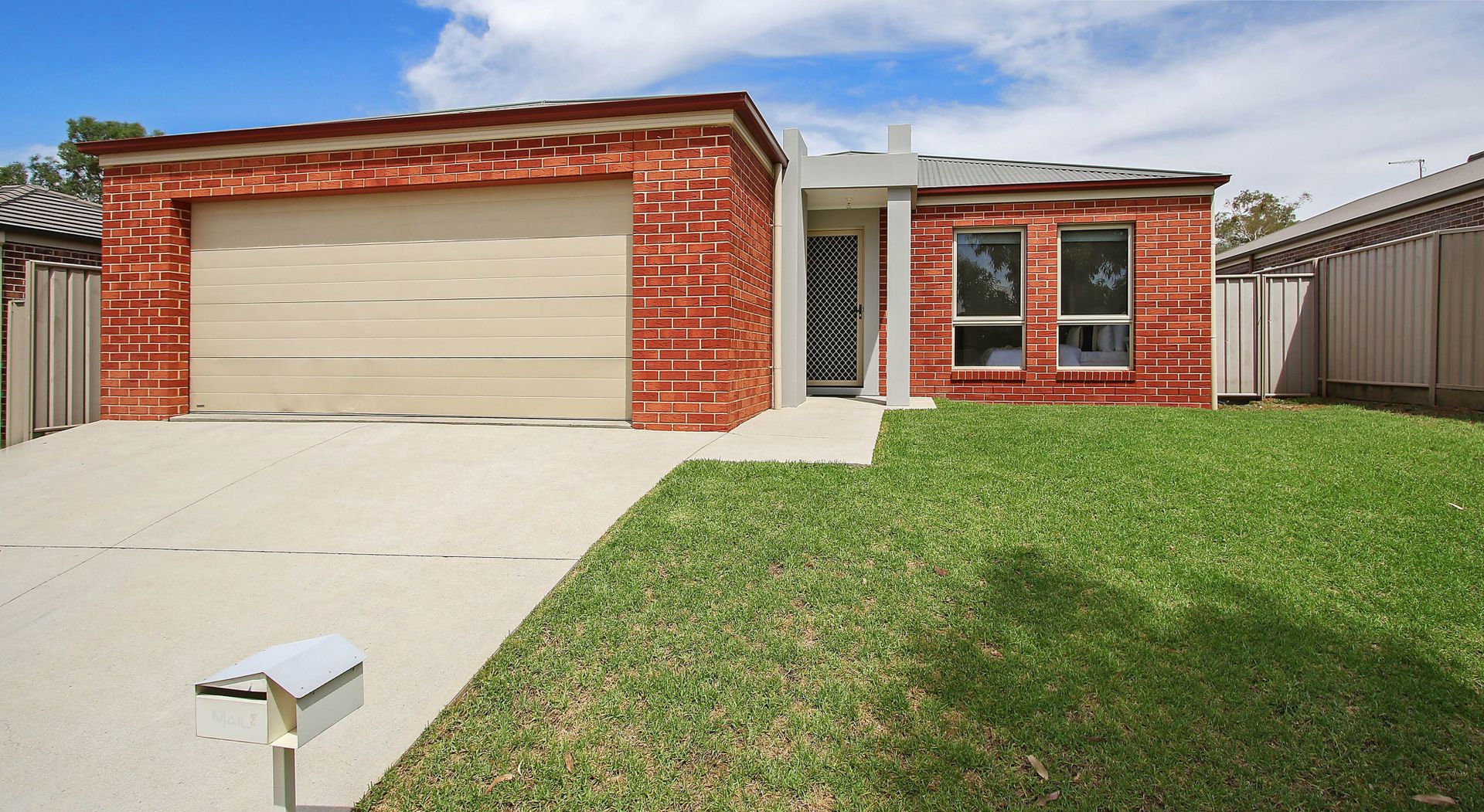 11 Chafia Place, Springdale Heights NSW 2641