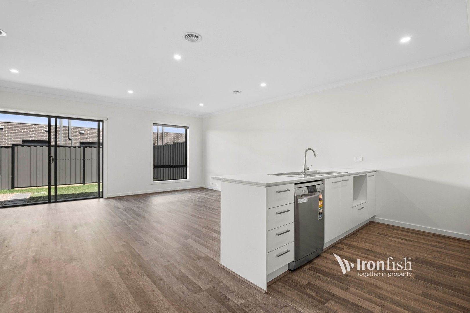 25 Tanzanite Circuit, Craigieburn VIC 3064, Image 0