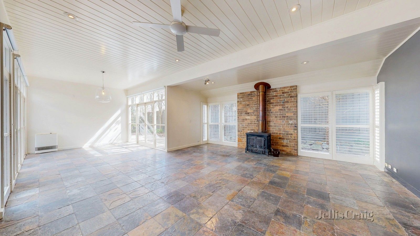 4 bedrooms House in 57 Malin St KEW VIC, 3101