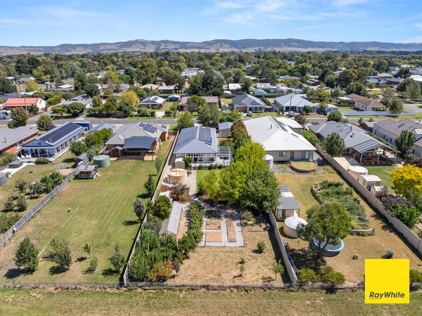 30 Mecca Lane, Bungendore NSW 2621, Image 0