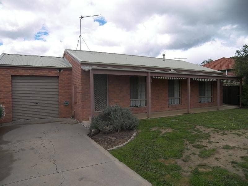 2/97D Panton Street, Golden Square VIC 3555, Image 0