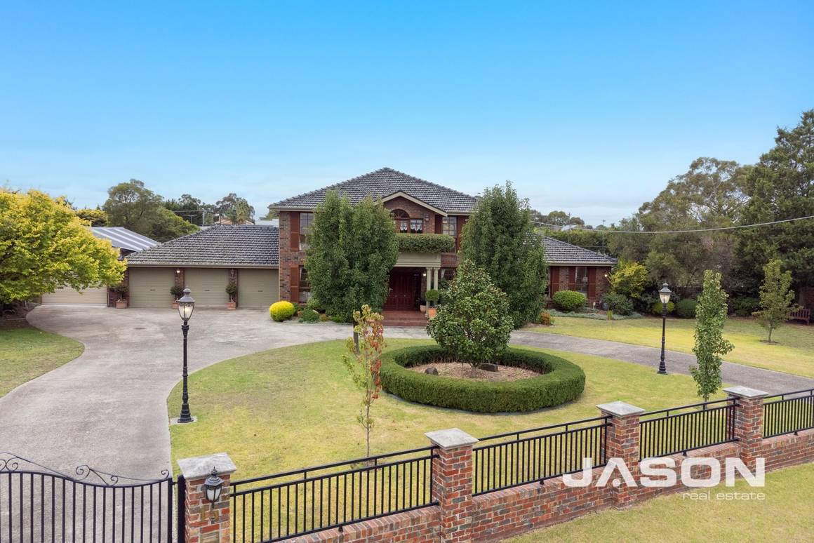 Picture of 15 Queensferry Place, GREENVALE VIC 3059